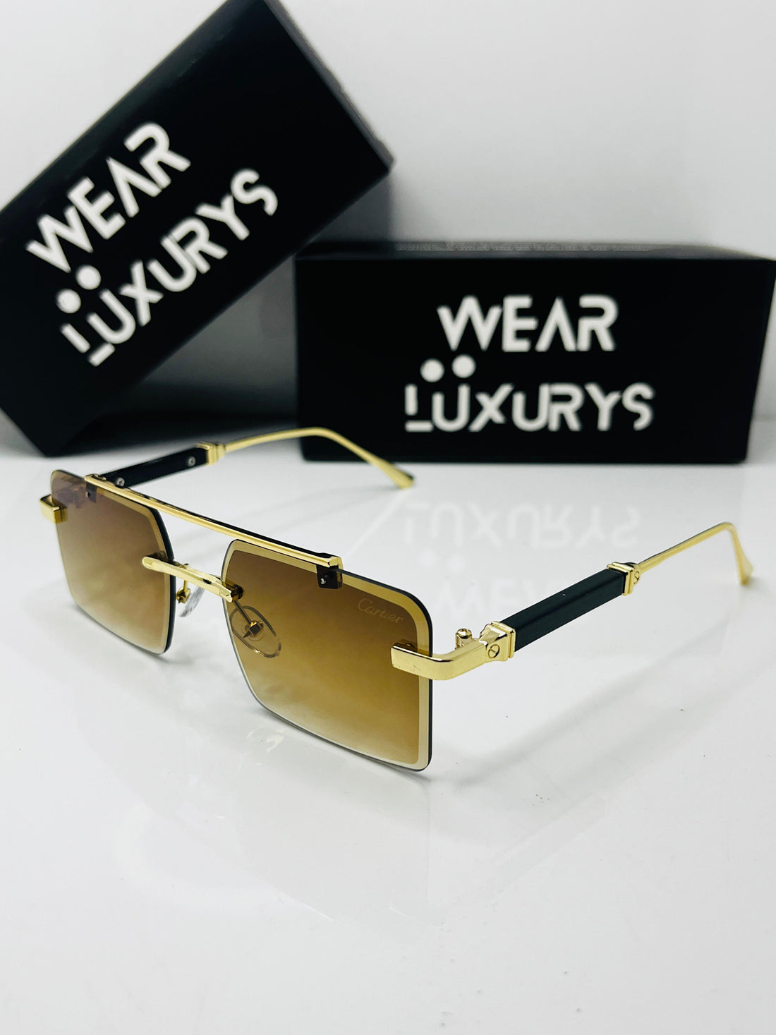 Rimless-vs-Full-Rim-Sunglasses-Which-Style-Suits-You Wearluxurys