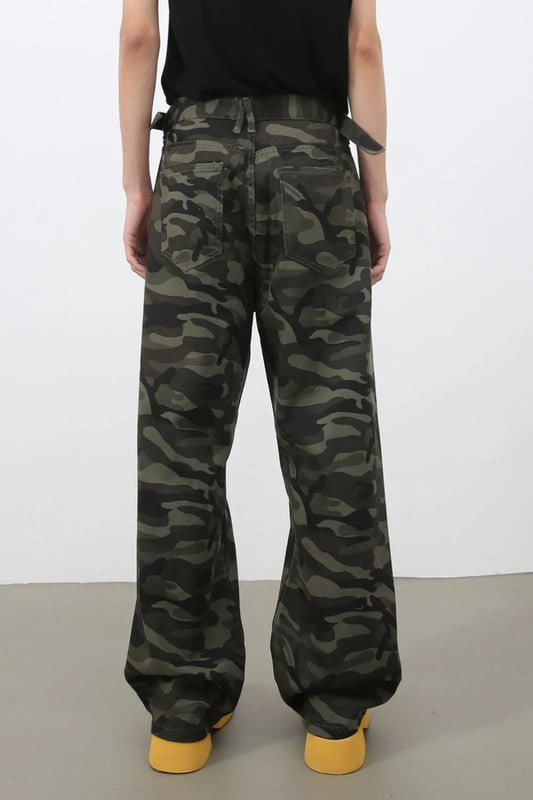 Men's camouflage jeans with button front and belt loops; relaxed straight legs, front pockets