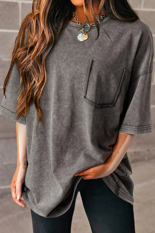 Gray mineral wash half-sleeve vintage T-shirt with front pocket