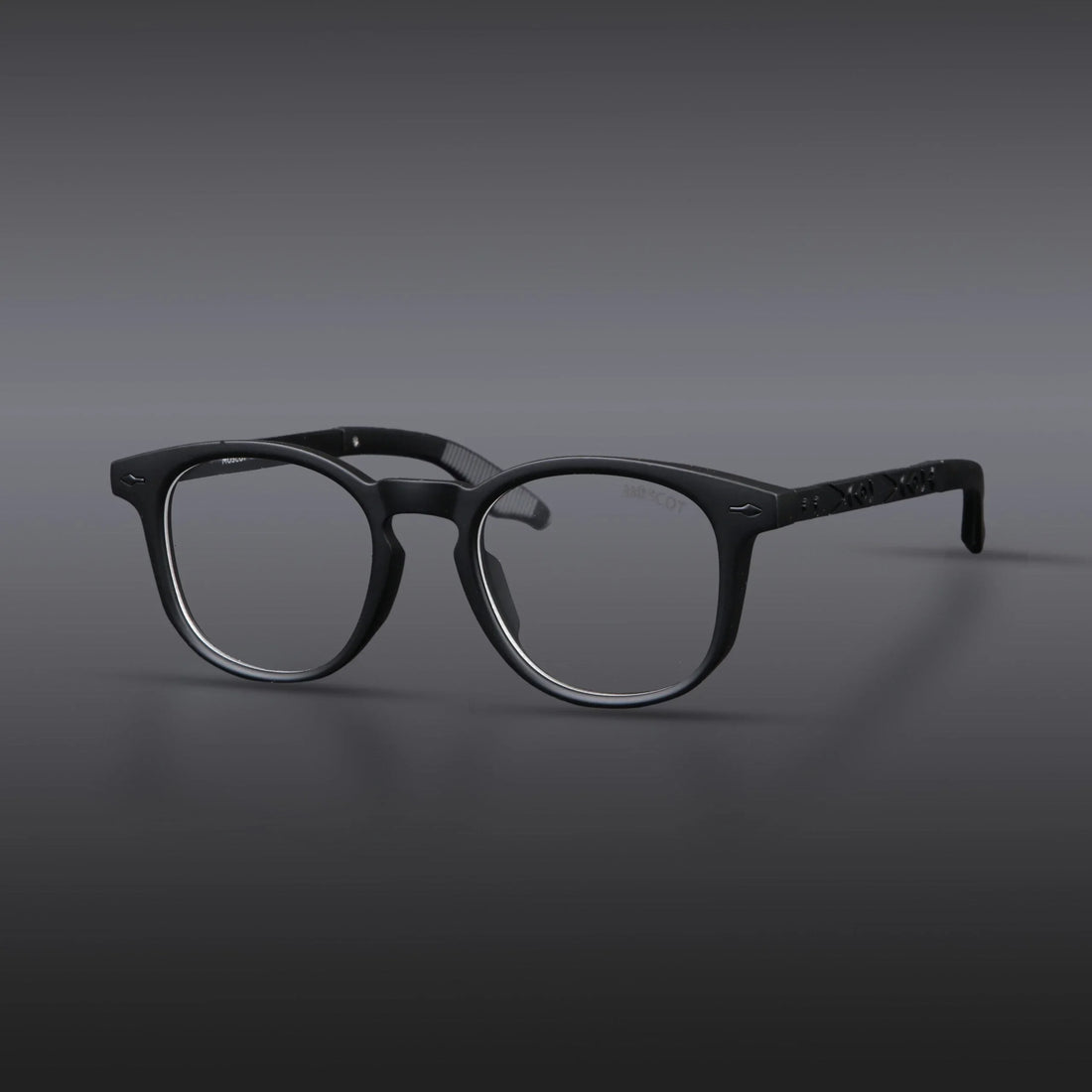 Oversized, Shield, and Cat-Eye: What’s Hot in Eyeglass Fashion This Year - Wearluxurys