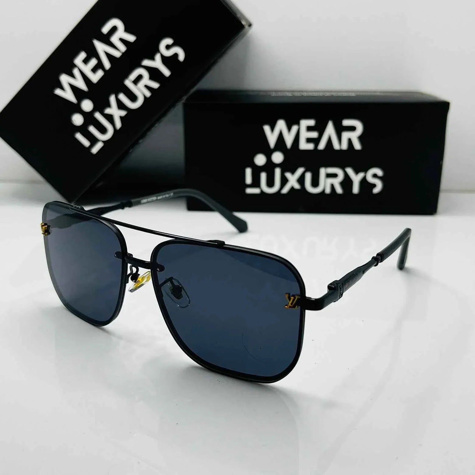 Louis Vuitton Spinge Sunglasses | Wearluxurys - Wearluxurys