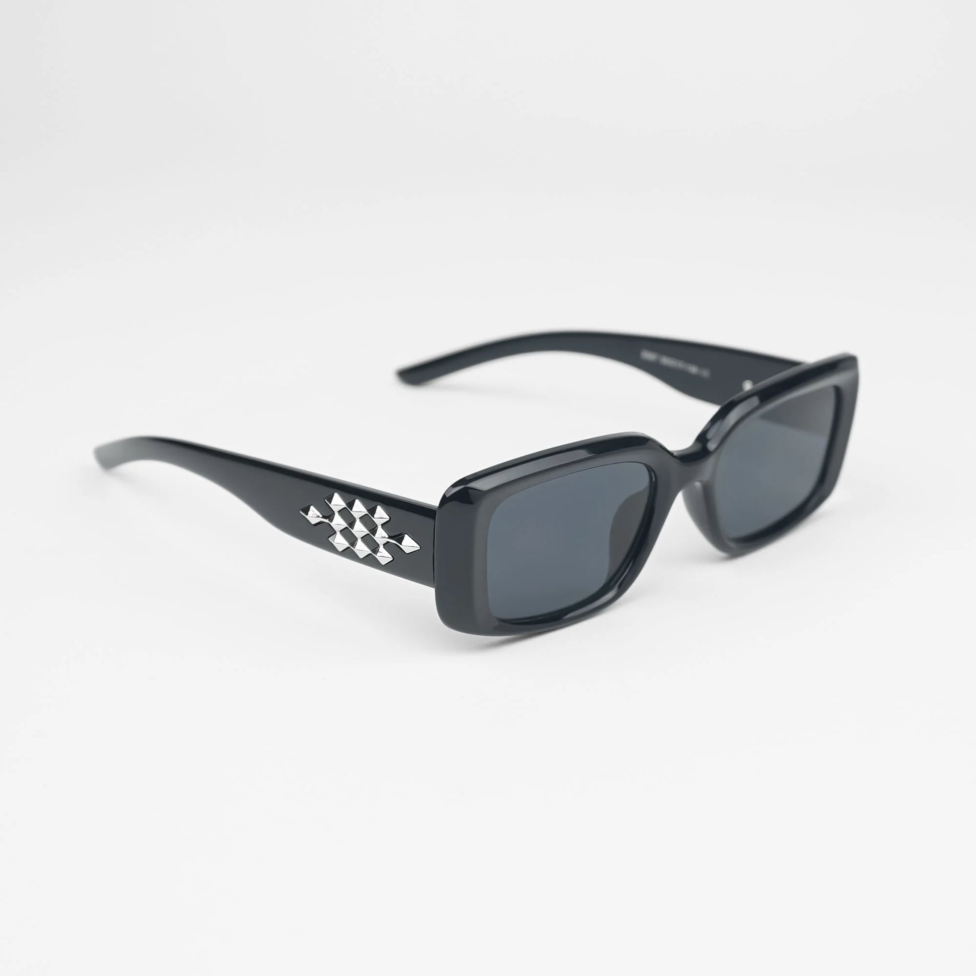 Wearluxurys eyewear product image