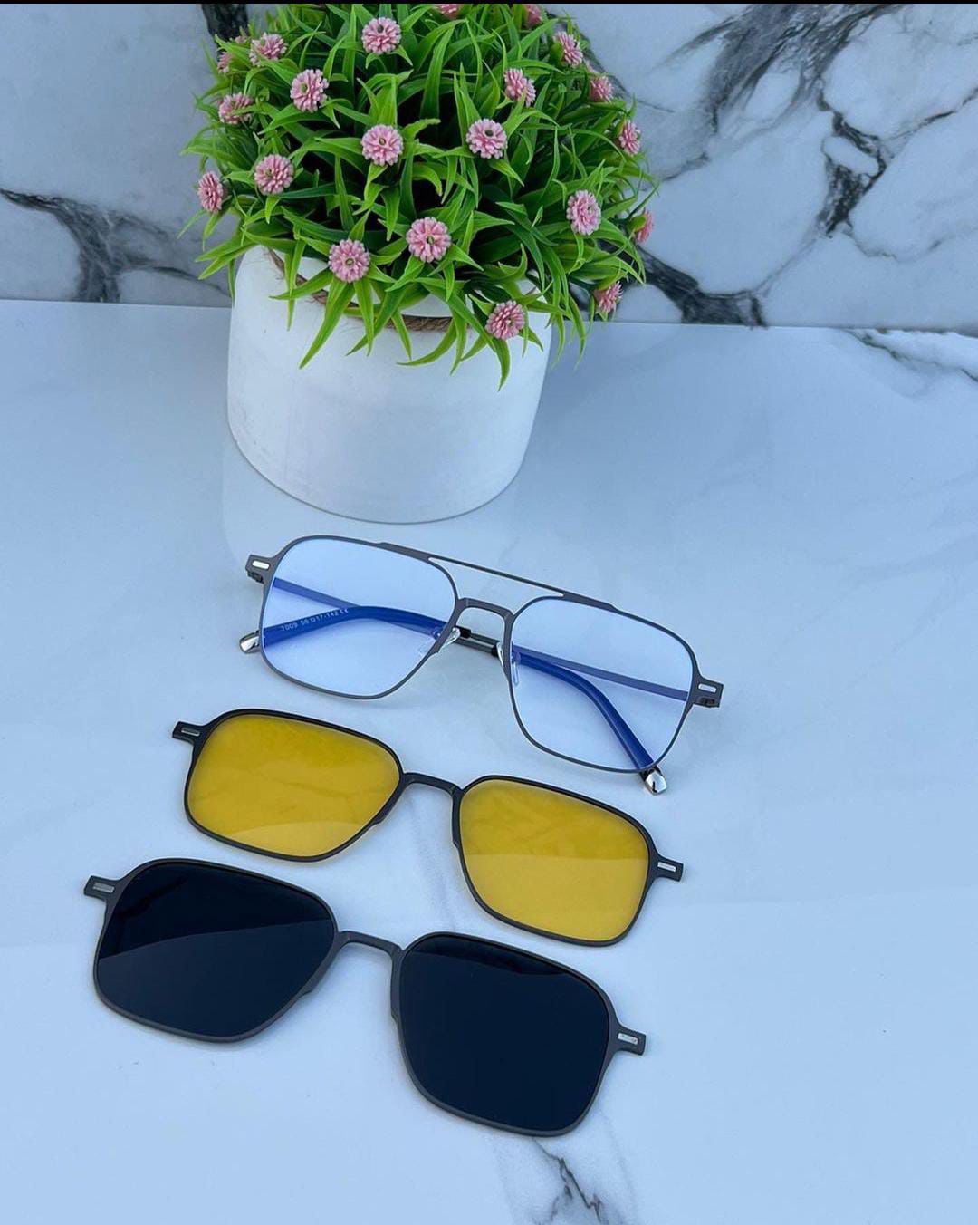 Marc jacobs attachment glassese