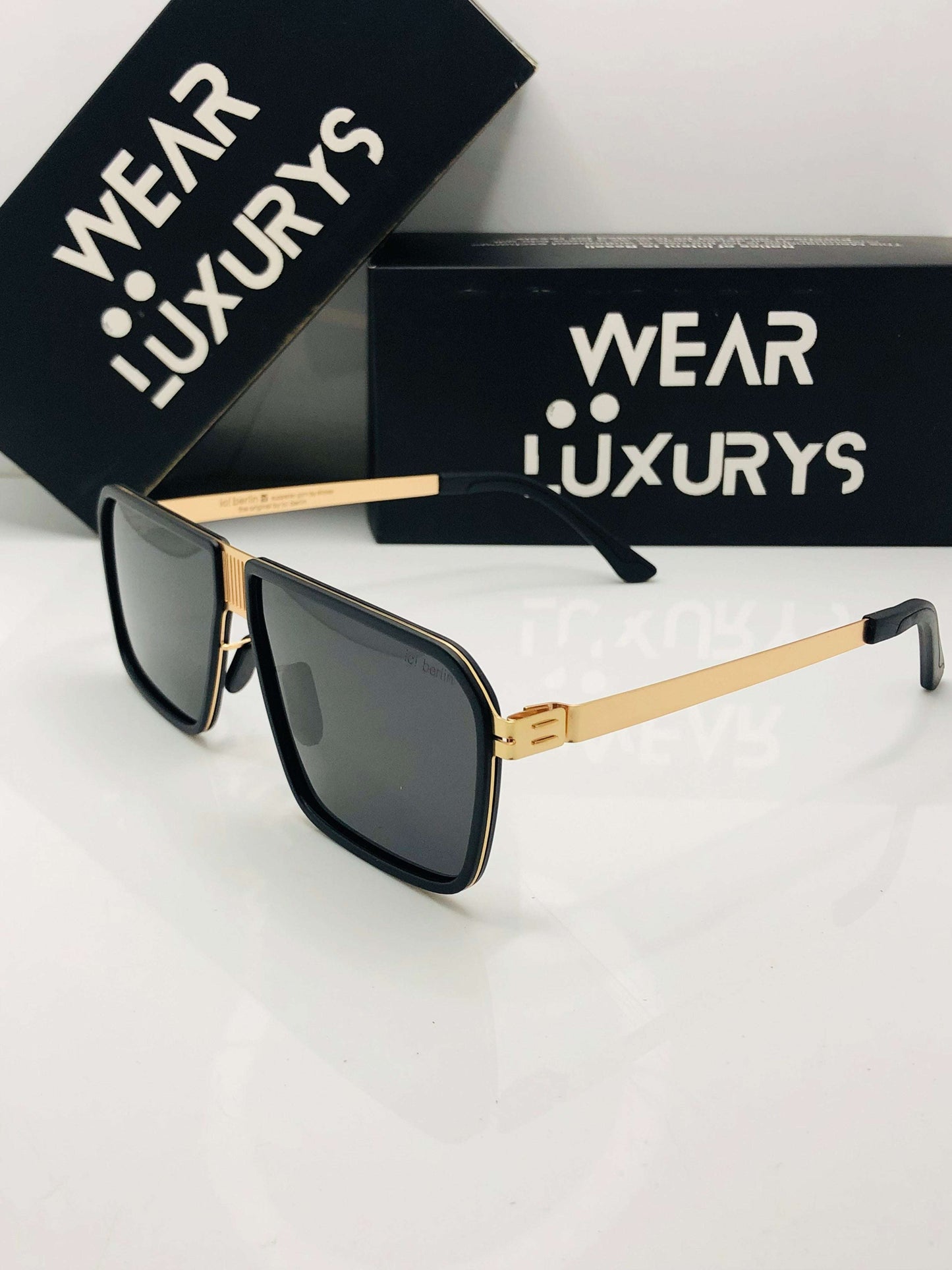 Berlin Gaze Almunium Sunglasses - Light Weight - Wearluxurys