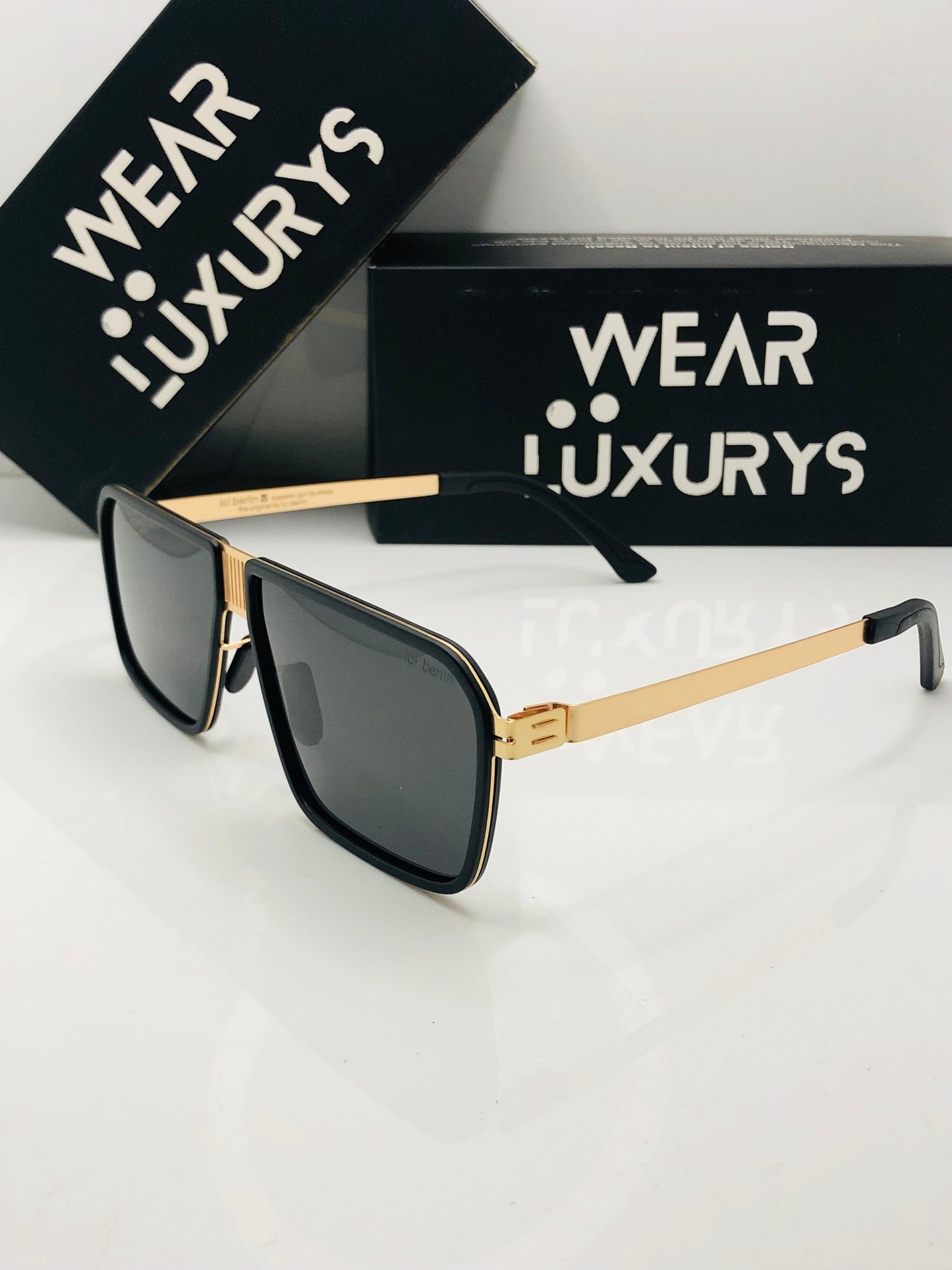 Berlin Gaze Almunium Sunglasses - Light Weight - Wearluxurys