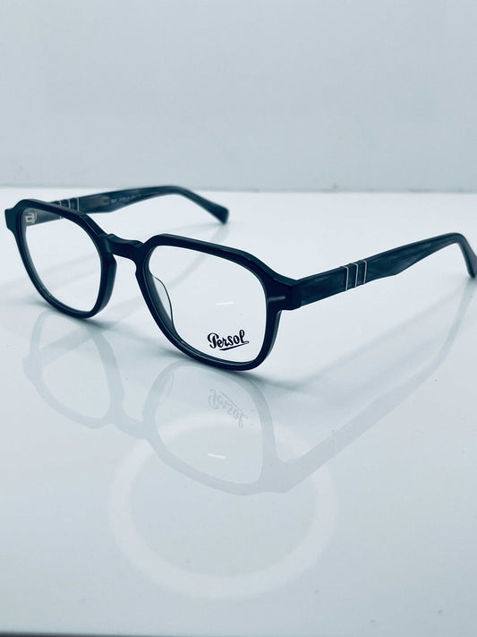 "Persol Premium Eyeglasses – Exceptional Quality and Timeless Sophistication"