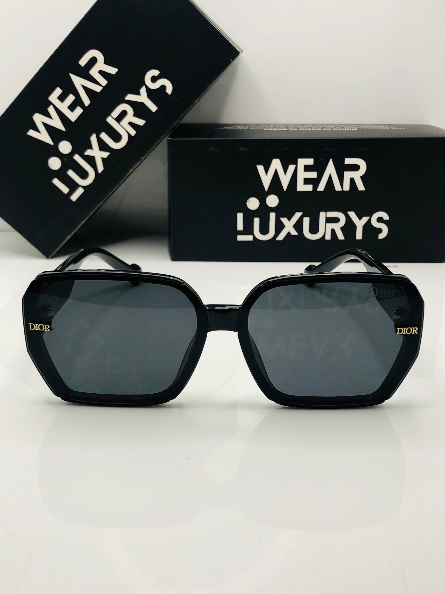 Christian Dior Ladies Sunglasses 9009 | Wearluxurys