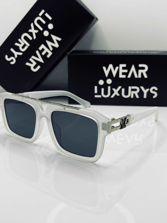 "Louis Vuitton Statement Sunglasses – Bold Luxury for a Lasting Impression"