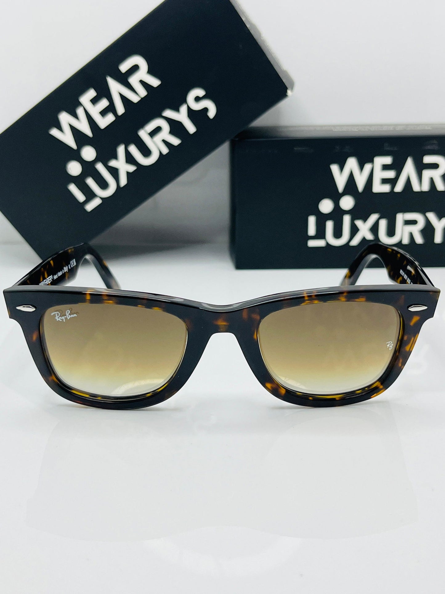 Rayban Wayfarer Curve Sunglasses | Wearluxurys - Wearluxurys