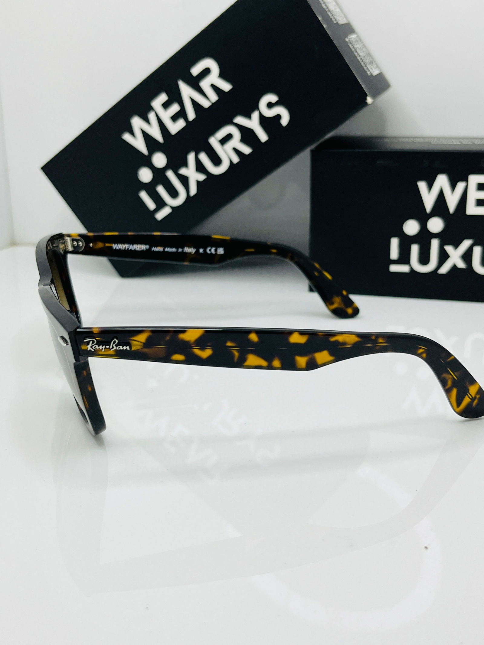 Rayban Wayfarer Curve Sunglasses | Wearluxurys - Wearluxurys