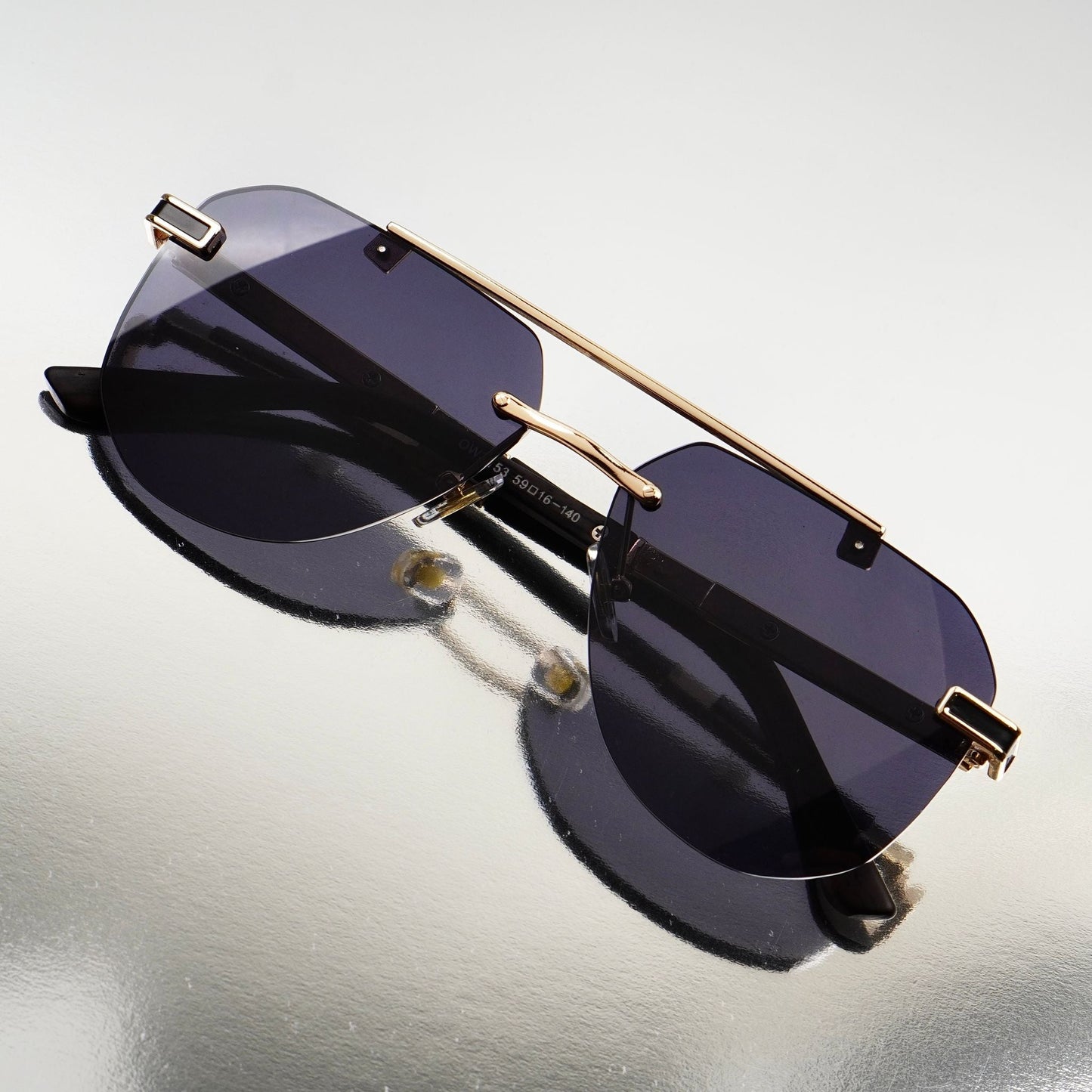 Wearluxurys Aura Rimless Sunglasses - Wearluxurys