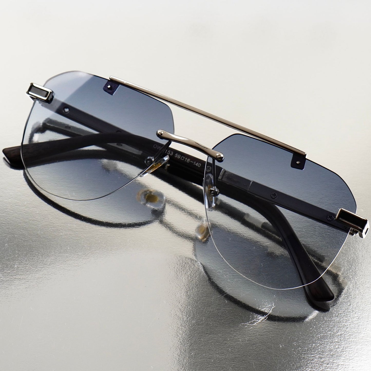 Wearluxurys Aura Rimless Sunglasses 003 - Wearluxurys