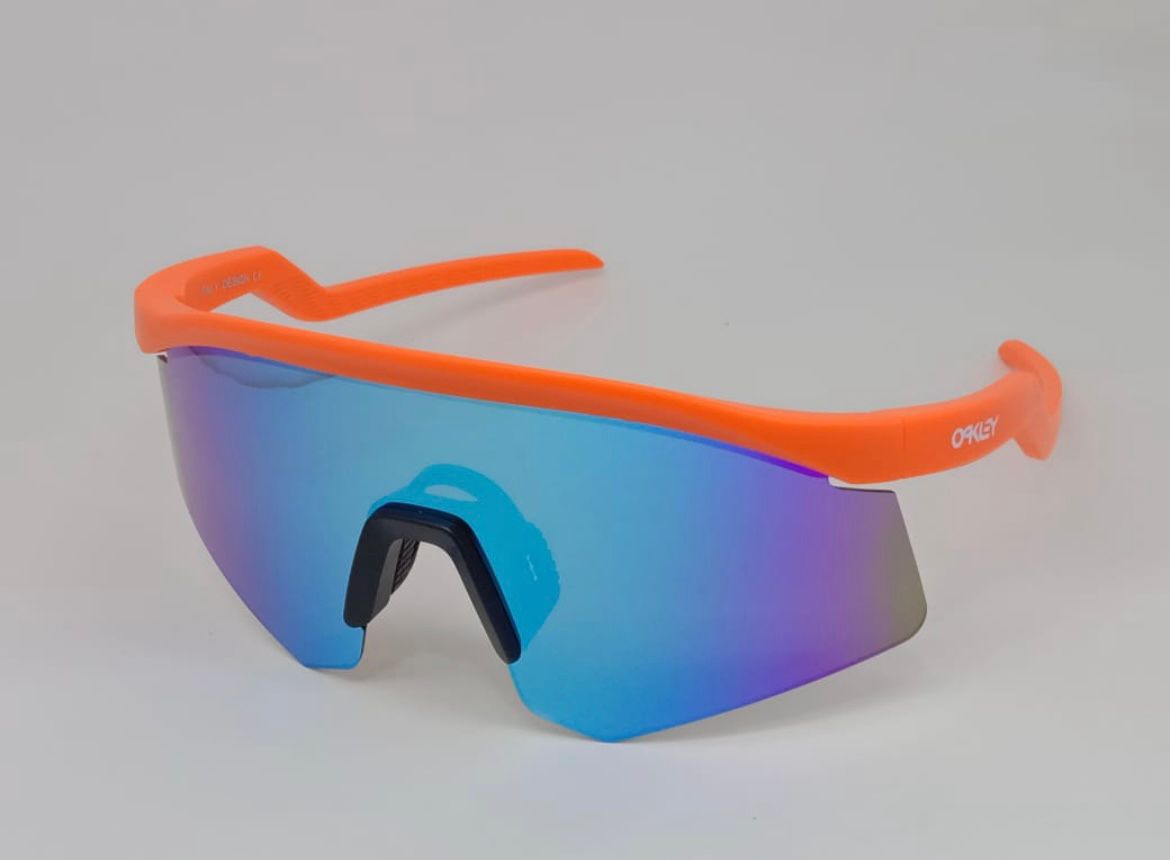 OAKLEY SPORTS SUNGLASSES | WEARLUXURYS