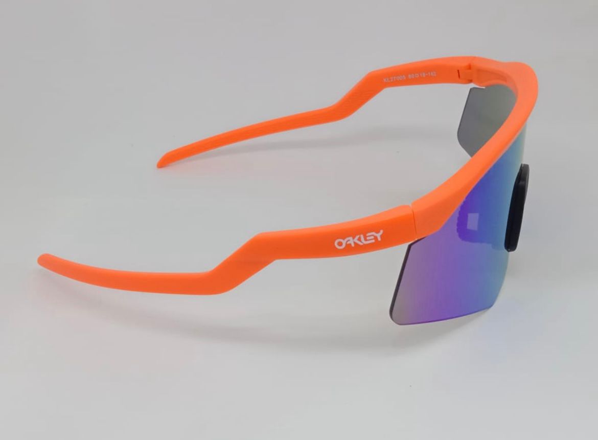 OAKLEY SPORTS SUNGLASSES | WEARLUXURYS