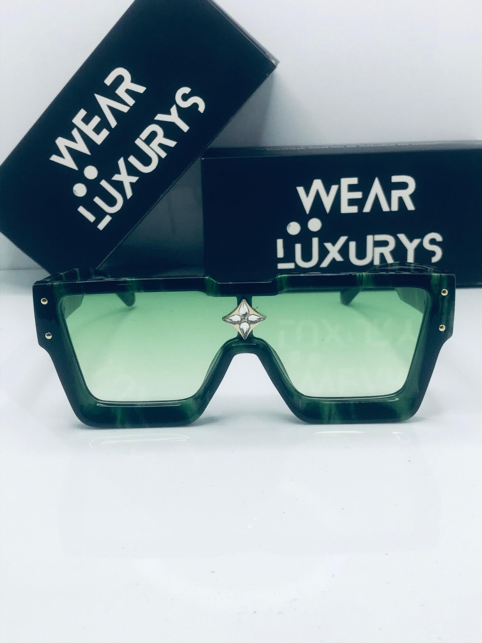 Cyclone Sunglasses Porcelain Green | Wearluxurys - Wearluxurys