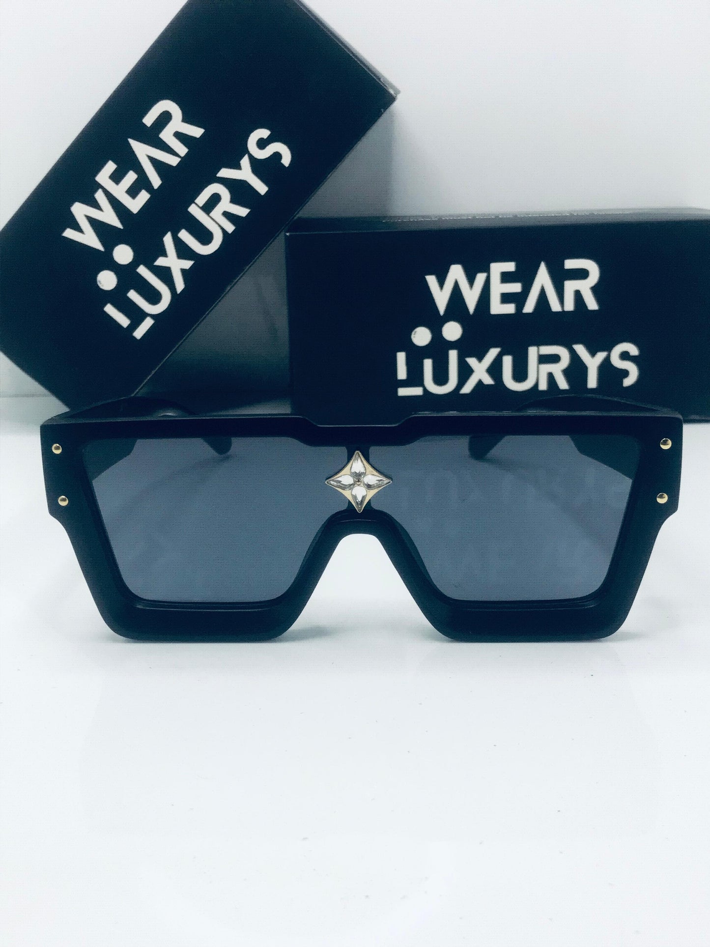 Cyclone Sunglasses Matte Black | Wearluxurys - Wearluxurys
