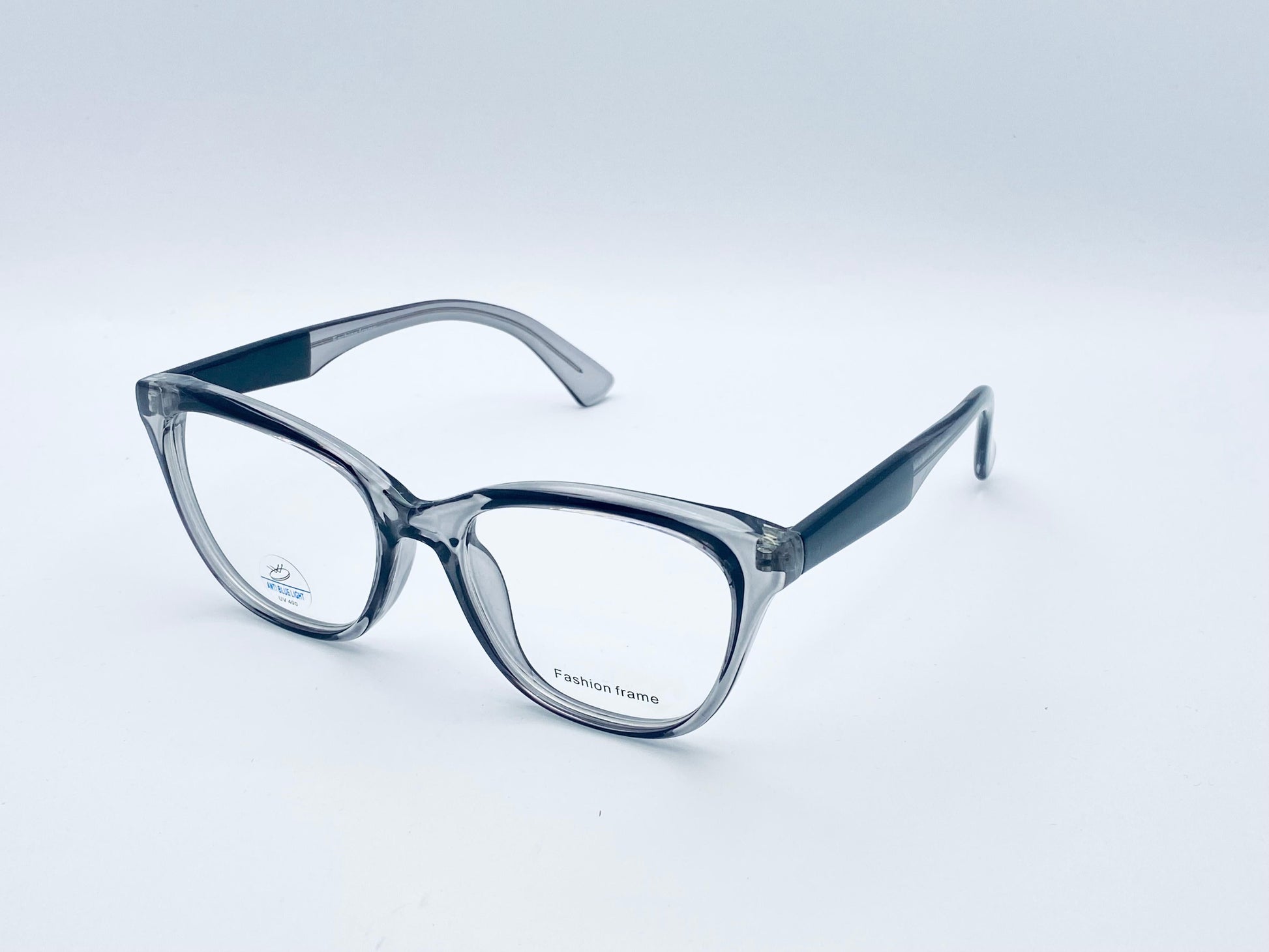 Wearluxurys Elite Eyeglasses  75.00
