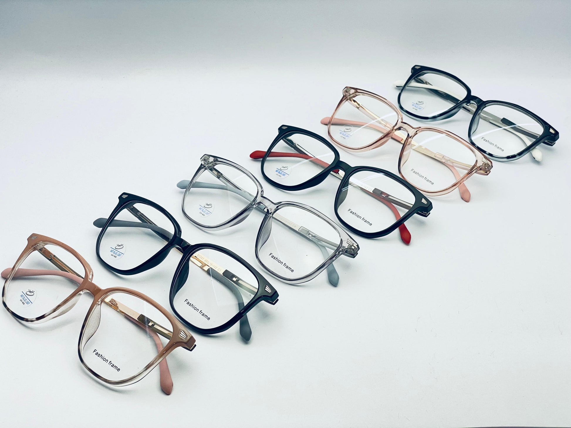 Wearuxurys Welle Eyeglasses 0985 