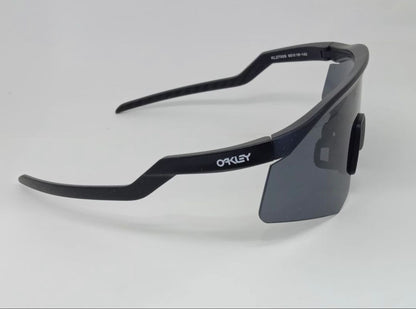 OAKLEY SPORTS SUNGLASSES | WEARLUXURYS