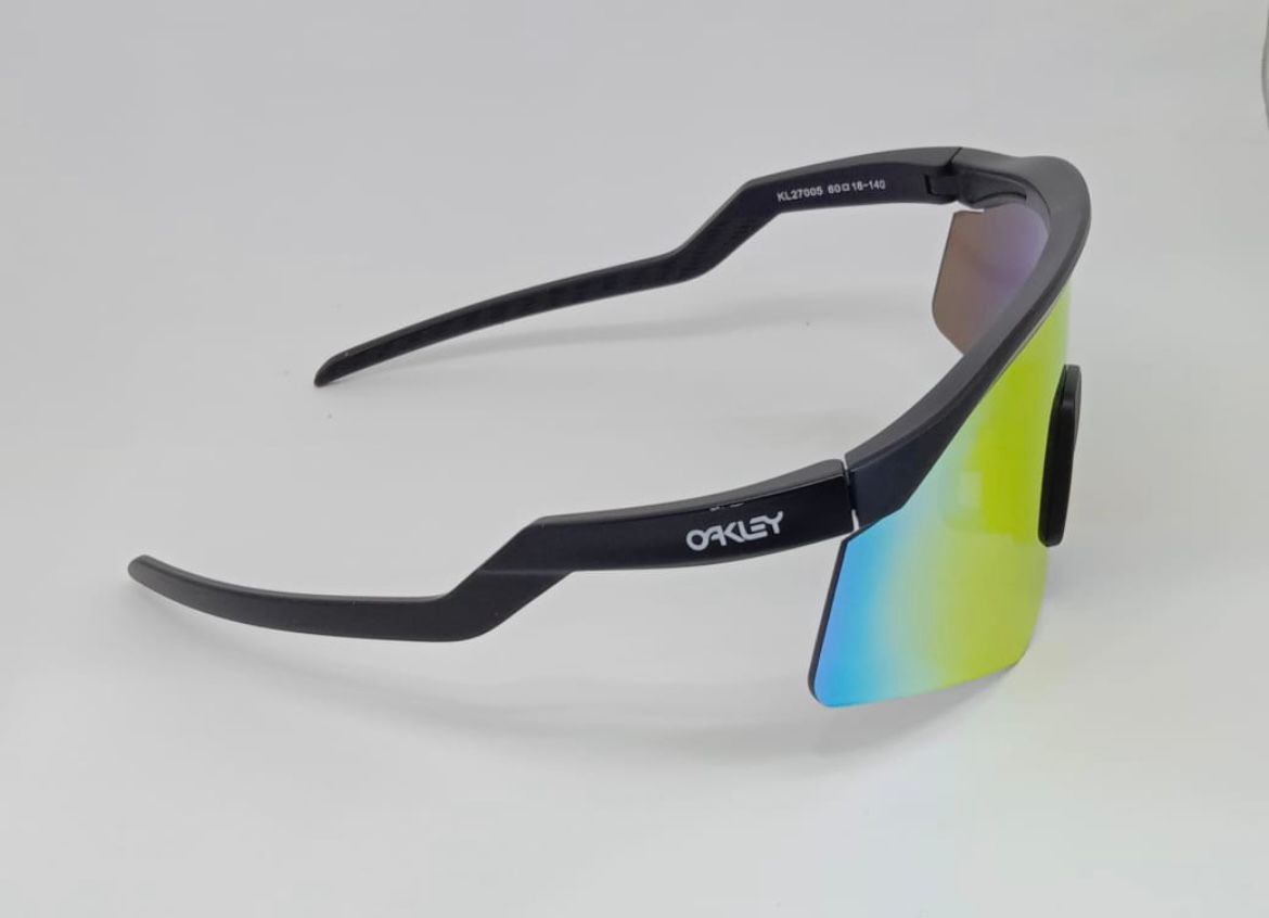 OAKLEY SPORTS SUNGLASSES | WEARLUXURYS